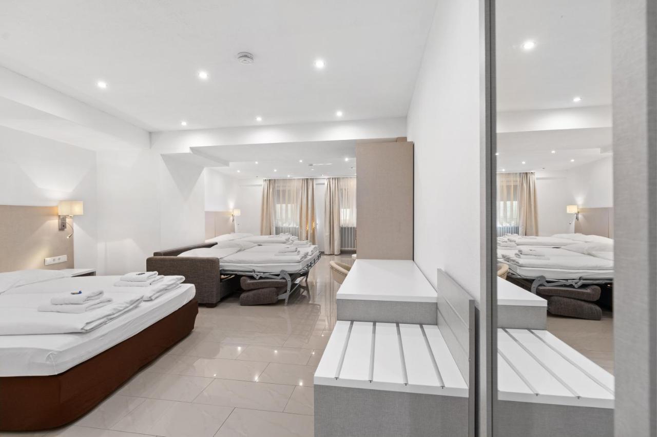 Hotel Adler FDH المظهر الخارجي الصورة